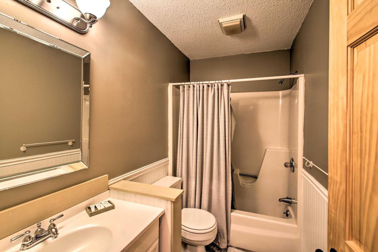 Updated Loon Townhome With Mtn Views And Ski Shuttle! 林肯 外观 照片